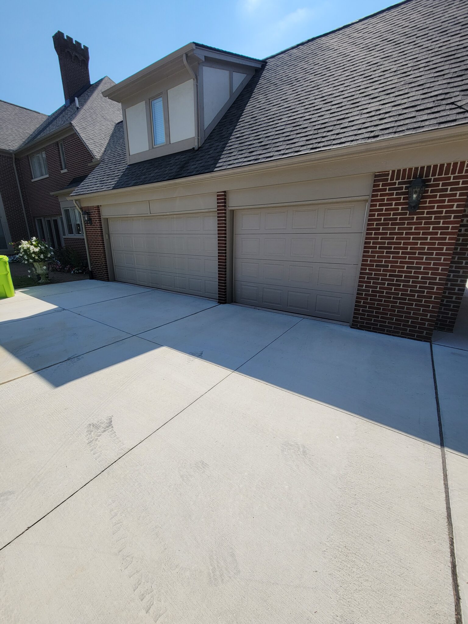 Residential Garage Doors in Inkster MI